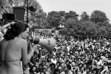 parco-lambro-re-nudo-1976