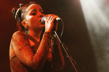 assurditè-laos-fest